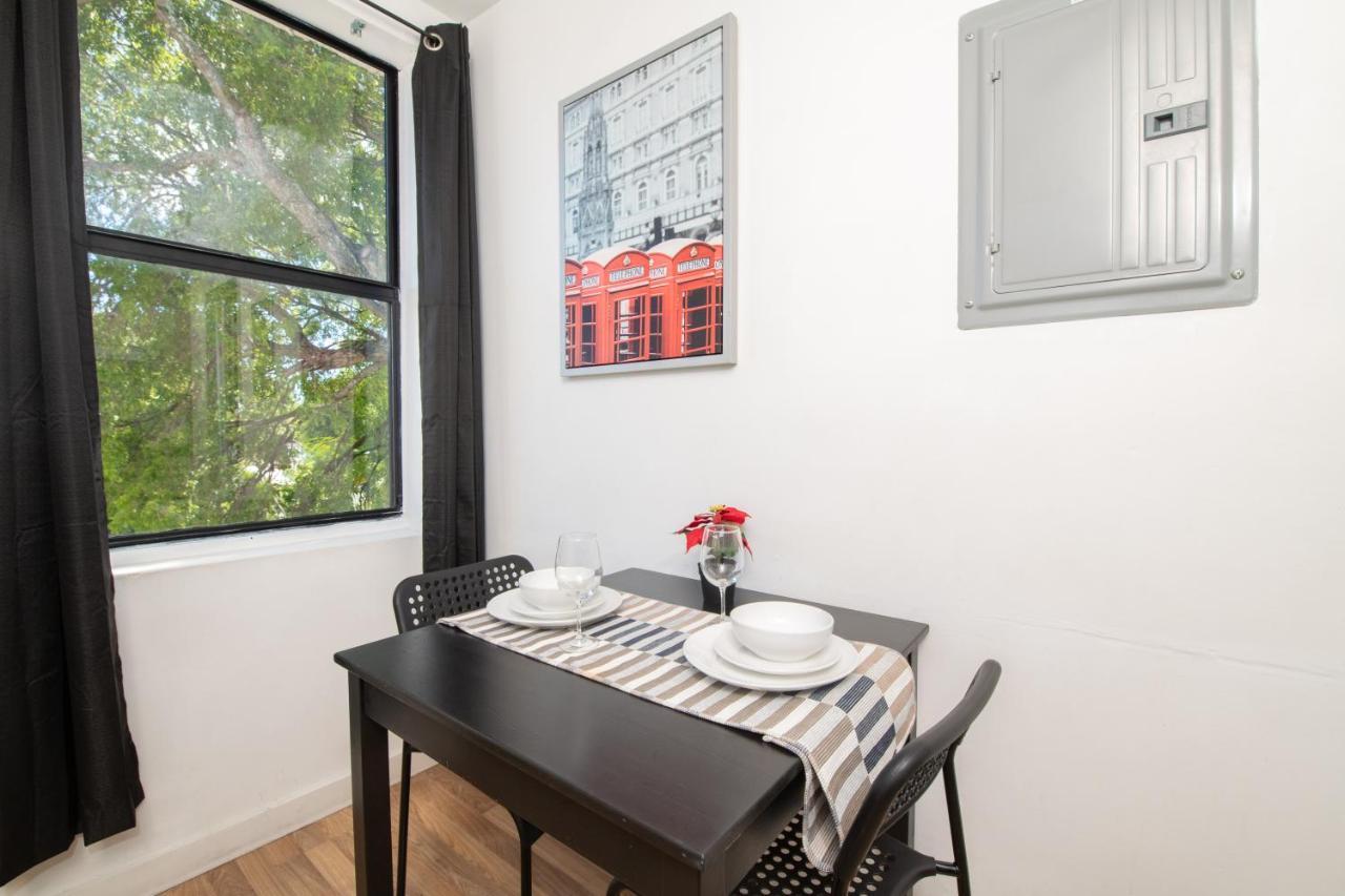 In The Heart Of - Port Of / Airport Apartamento *
